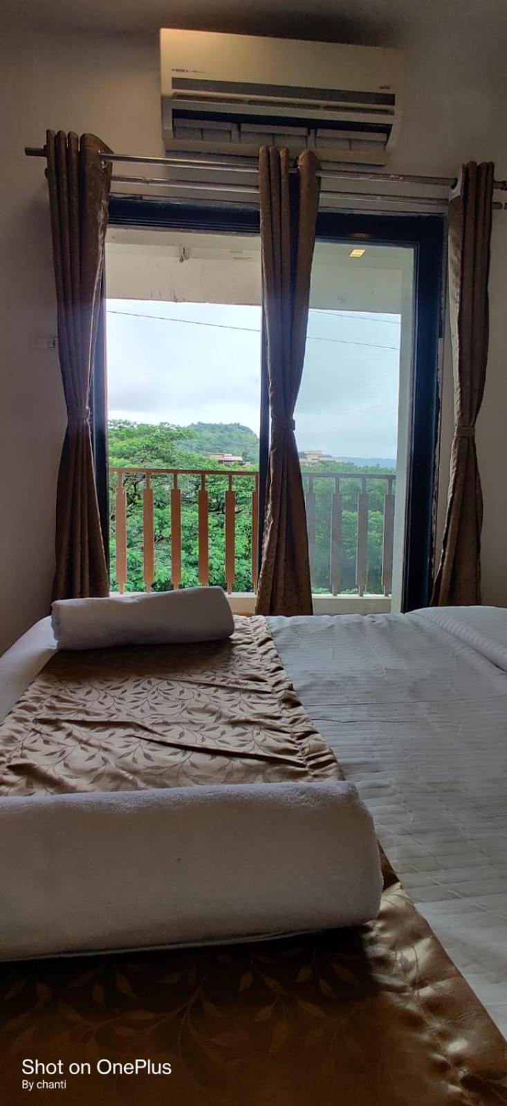 Indus Valley Resort Lonavala Kültér fotó